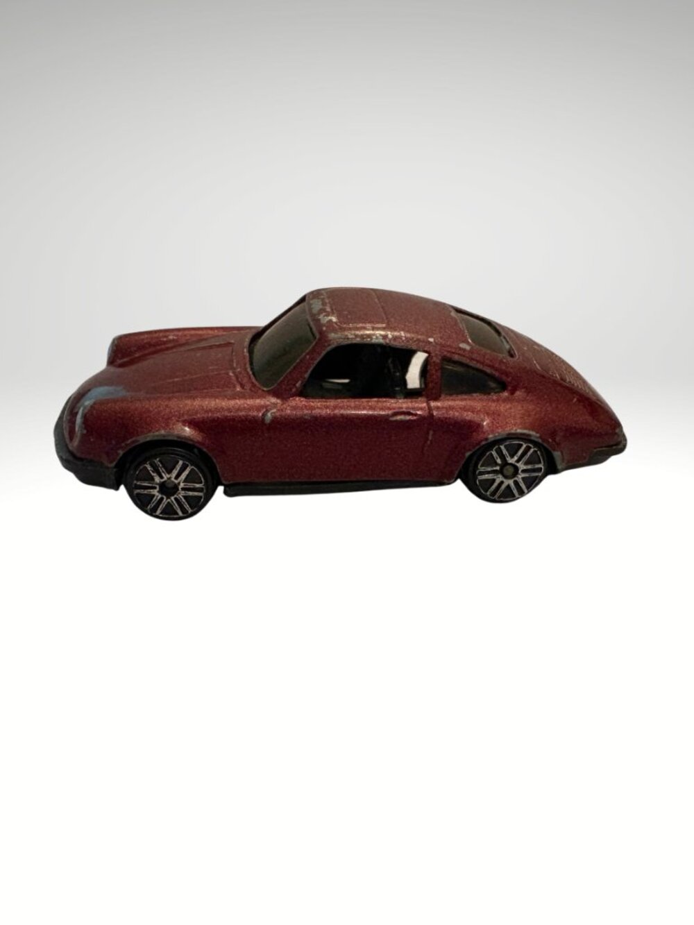 Yatming Porsche 911 Turbo Maroon Car No. 811 Vintage (SKU: 234TO)